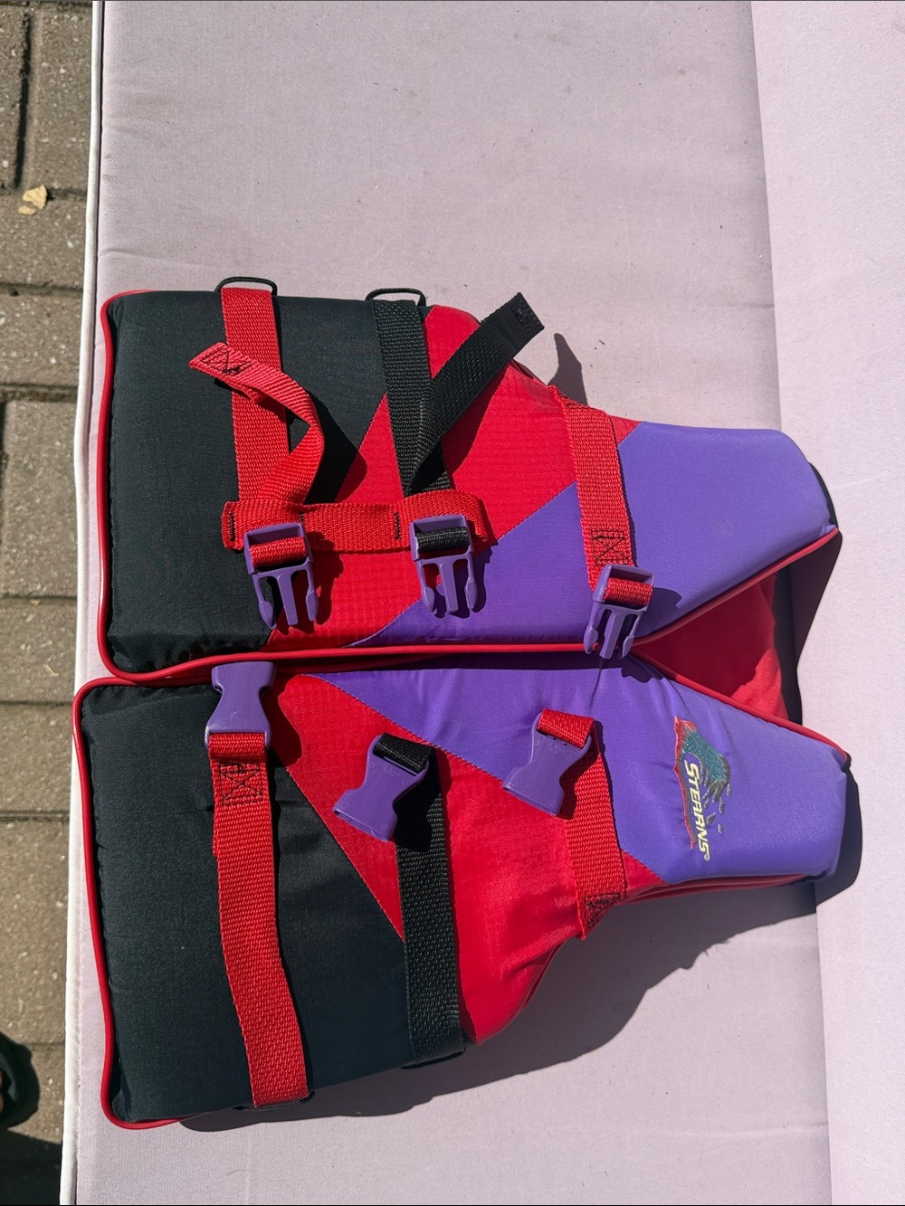 Stearns Kids Life Jacket - Red & Purple Youth PFD - Picture 1 of 3